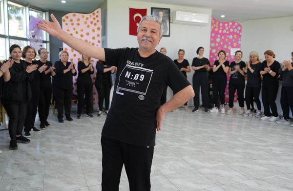 ÇUKUROVA’DA HALK OYUNLARIYLA KÜLTÜREL MİRAS YAŞATILIYOR