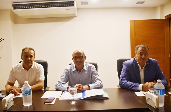 TÜRKİYE’NİN YETİŞTİRİCİLERİ ADANA’DA BULUŞTU